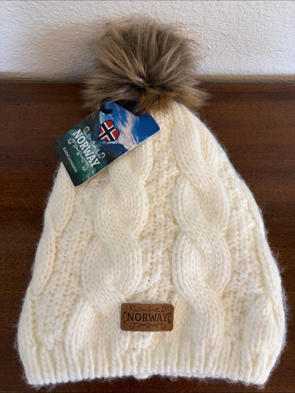 Norway WayNor Cream Cable Knit Beanie with Faux Fur Pom NWT